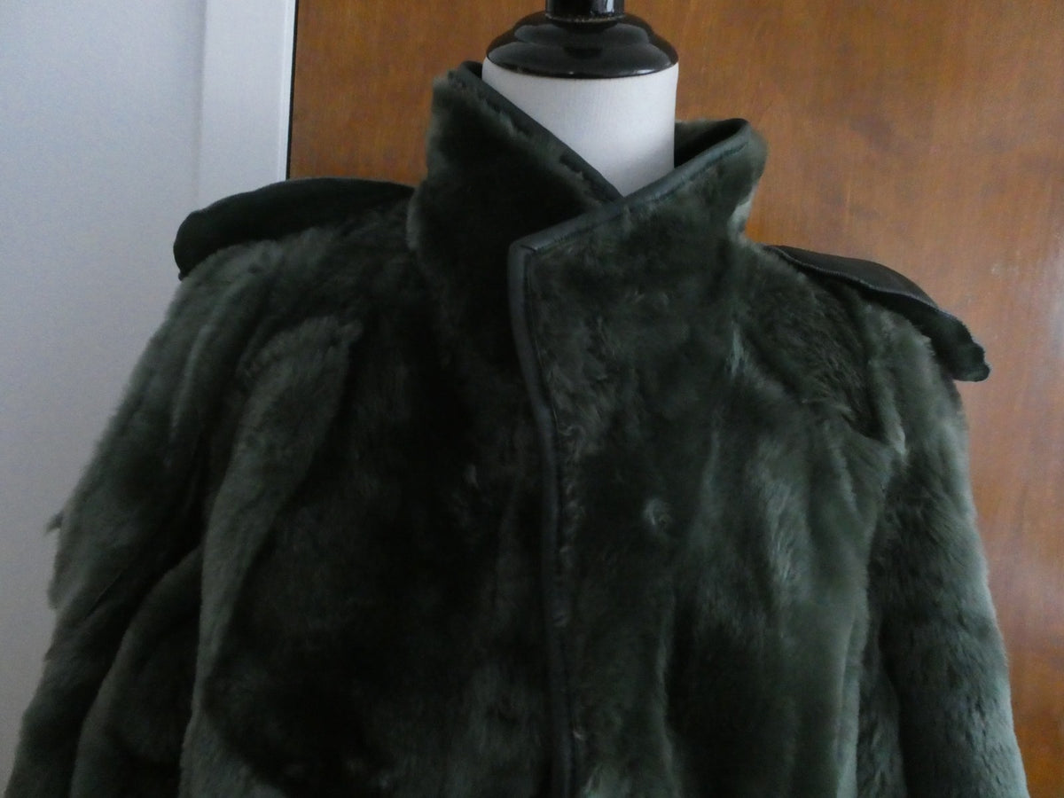 Women's Green Shearling Sheepskin Mid Long Winter Coat Made In Spain Size 10 NWT