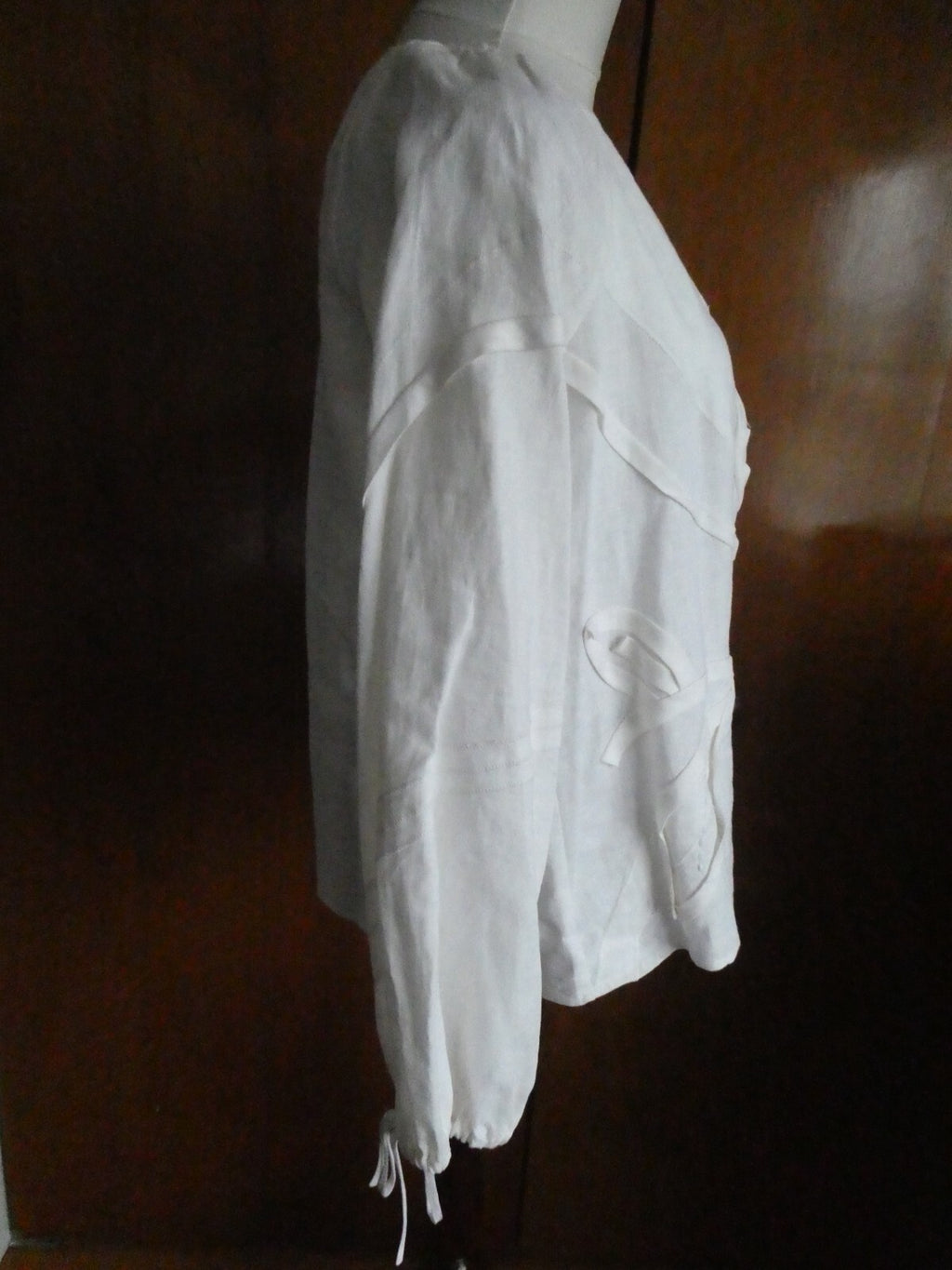 Joseph A. women's 100% linen white stylish detailed tunic top size 8
