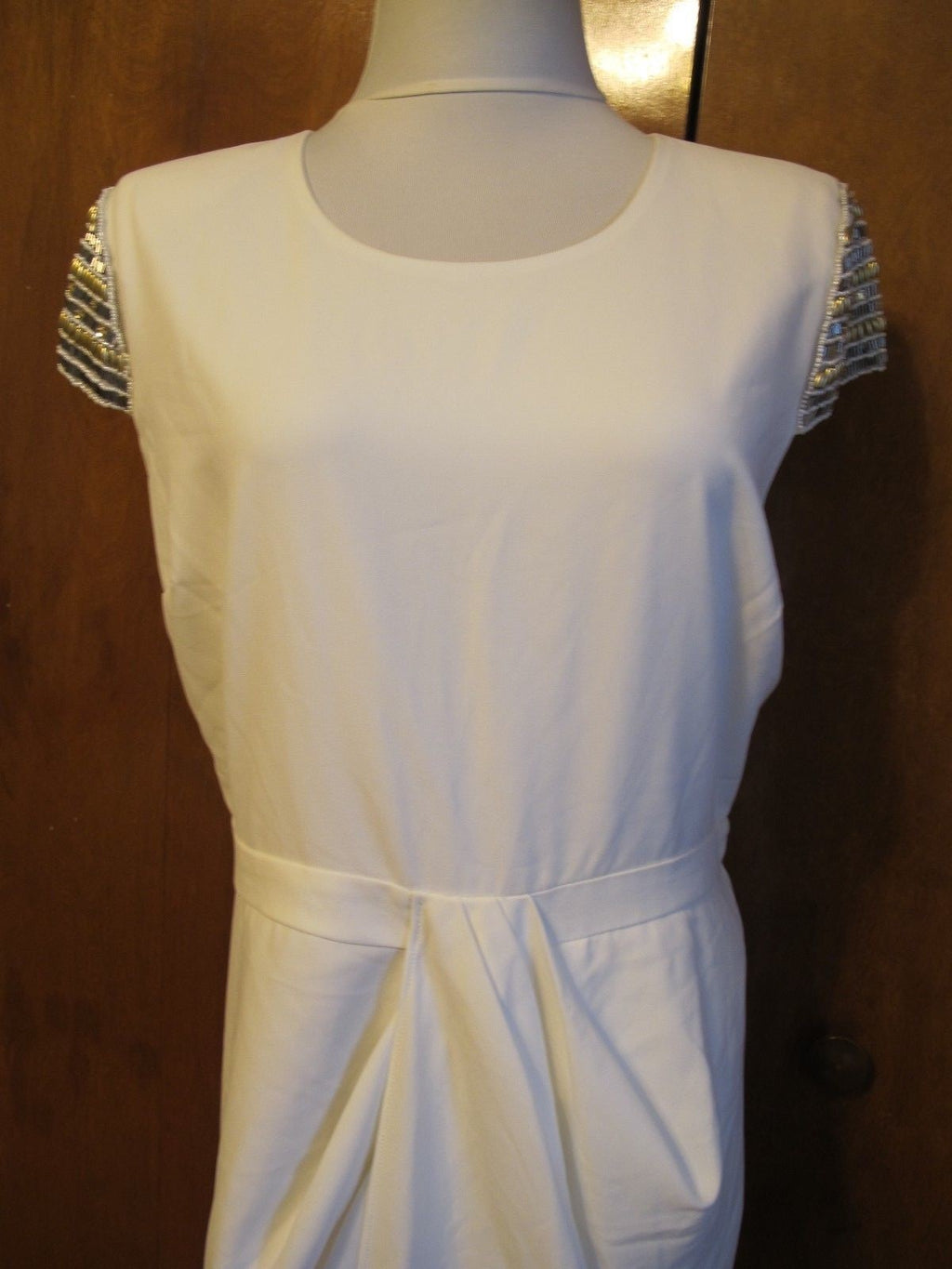 Guess women's off white evening wrap dress size 12 NWT fits size 10