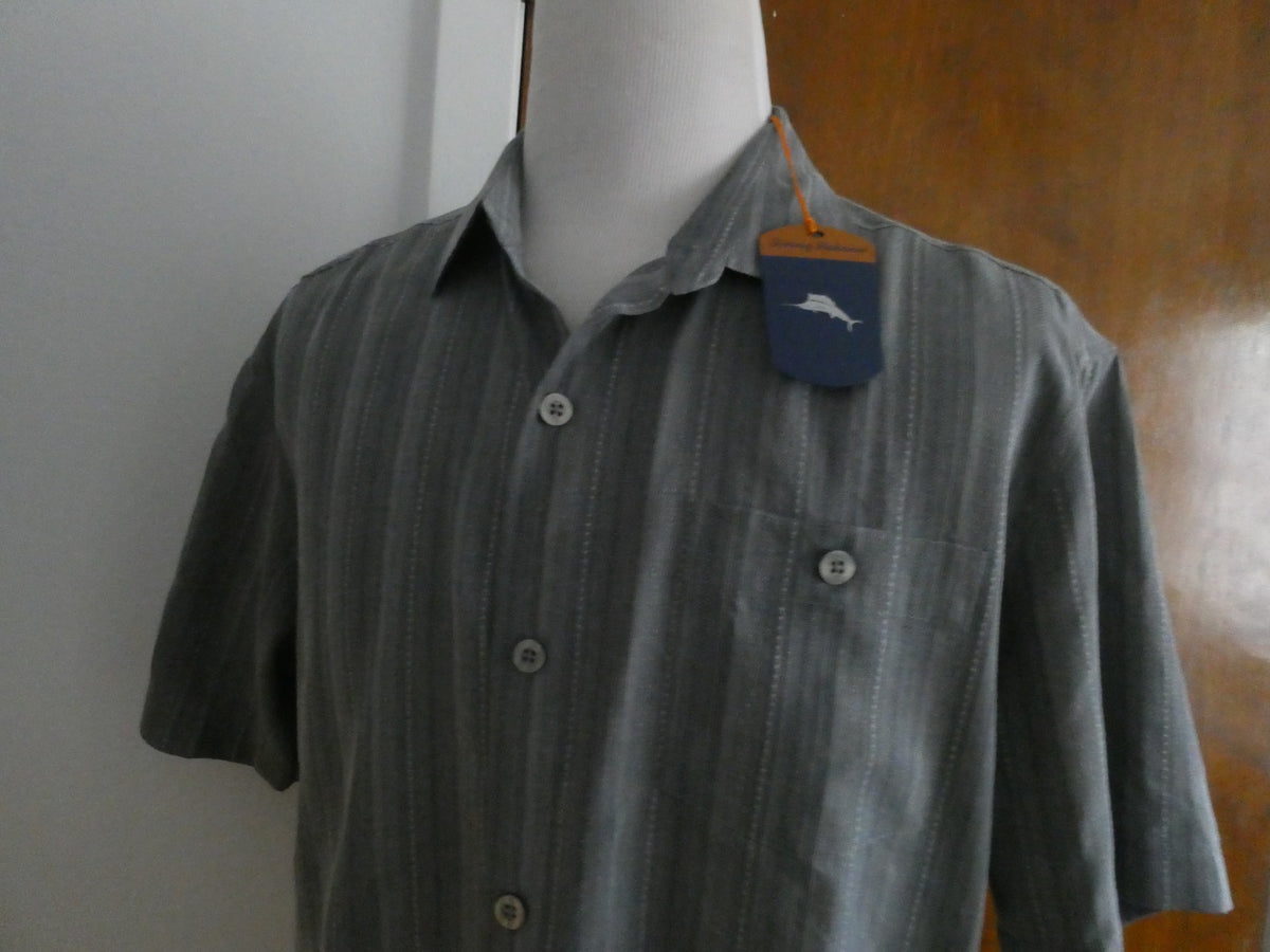 Tommy Bahama Men's Large 100% Silk Gray Striped Shirt Sleeve Button Front Shirt