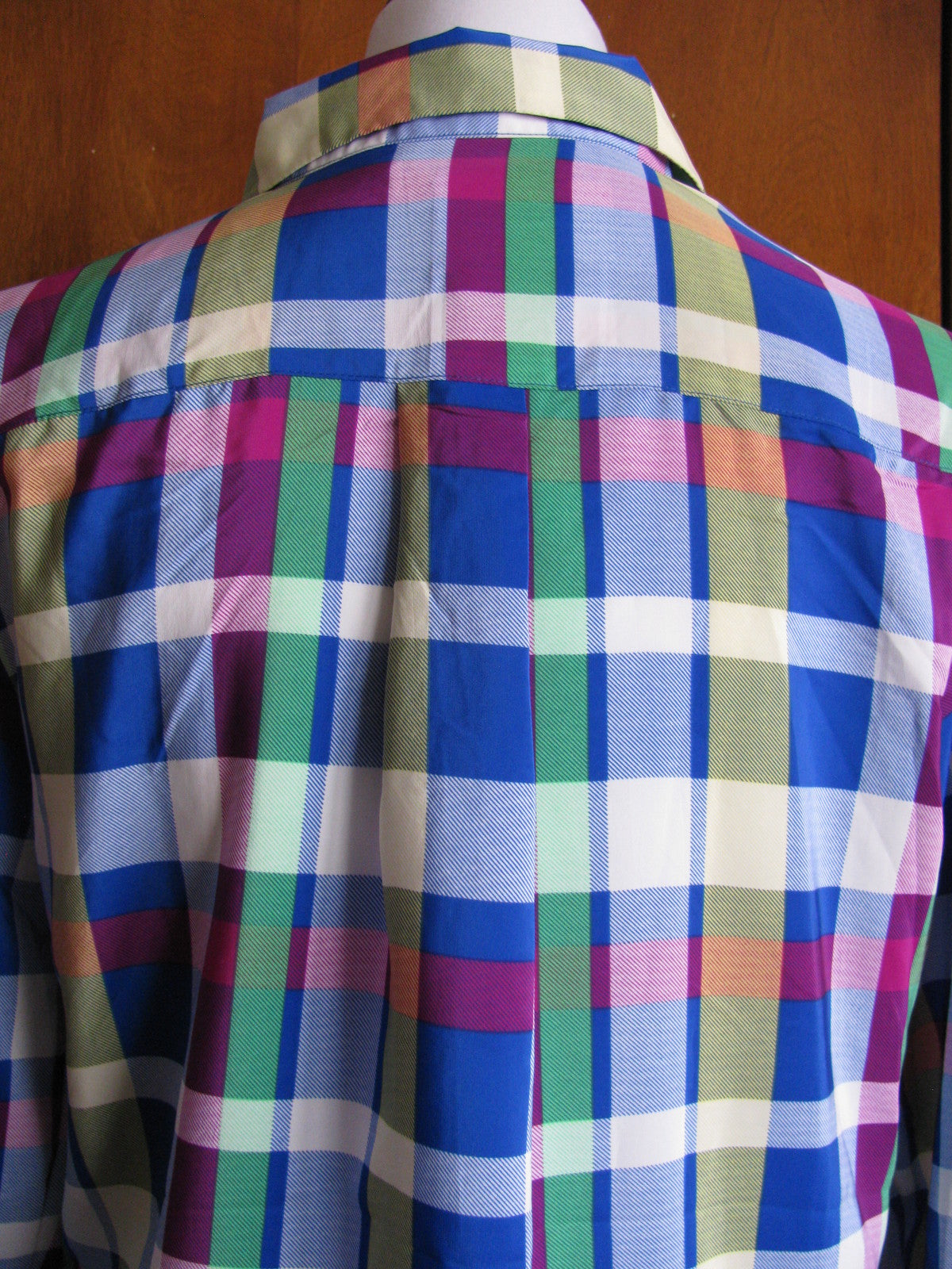 Gap women’s lightweight shirt multi color size medium New
