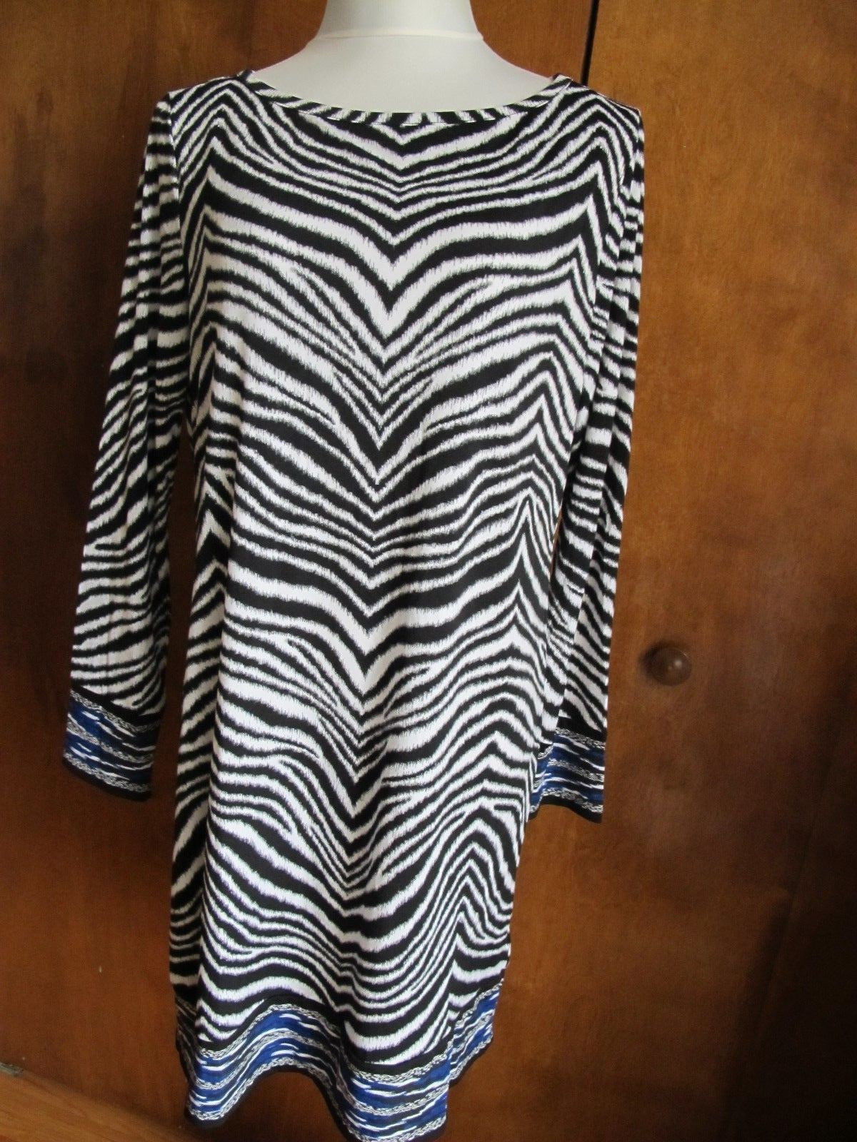 Michael Kors women’s black white blue boat neck jersey shift dress Large 