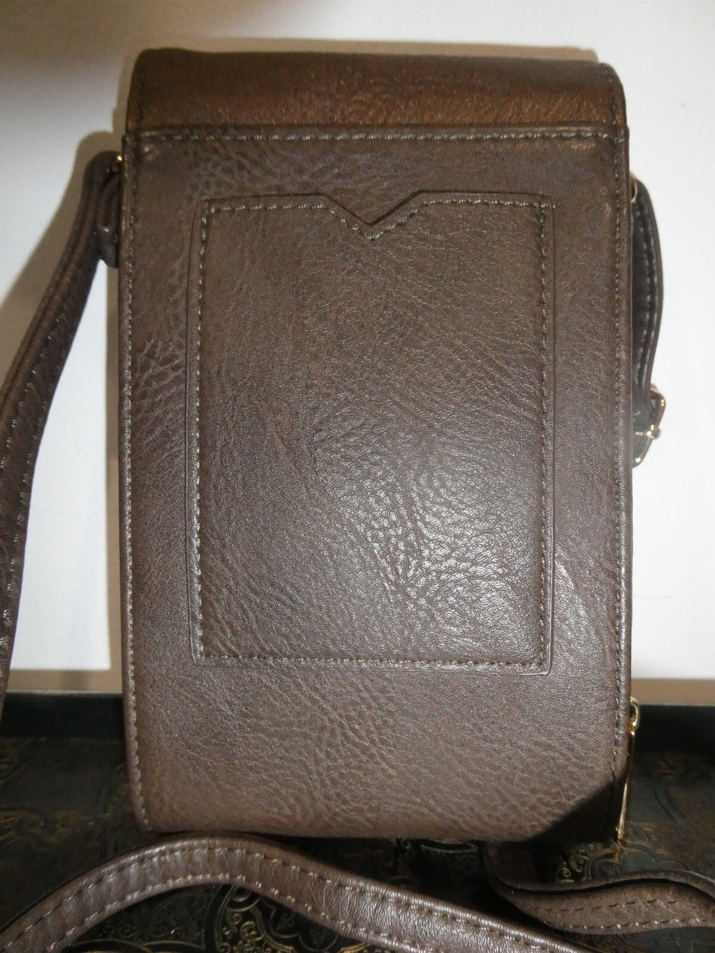 Carroll Accessories Crossbody Brown Travel Wallet Purse 8”X4.5”X1 ¼”  6 Cards