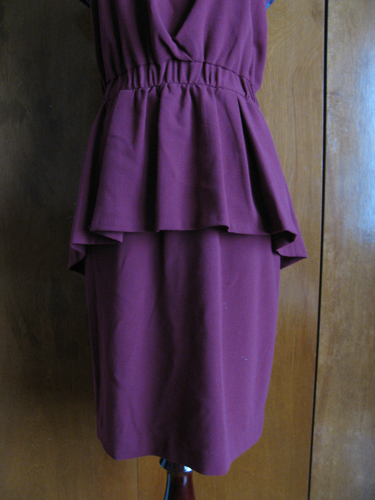 W118 By Walter Baker Women’s Burgundy Peplum Evening Dress Large