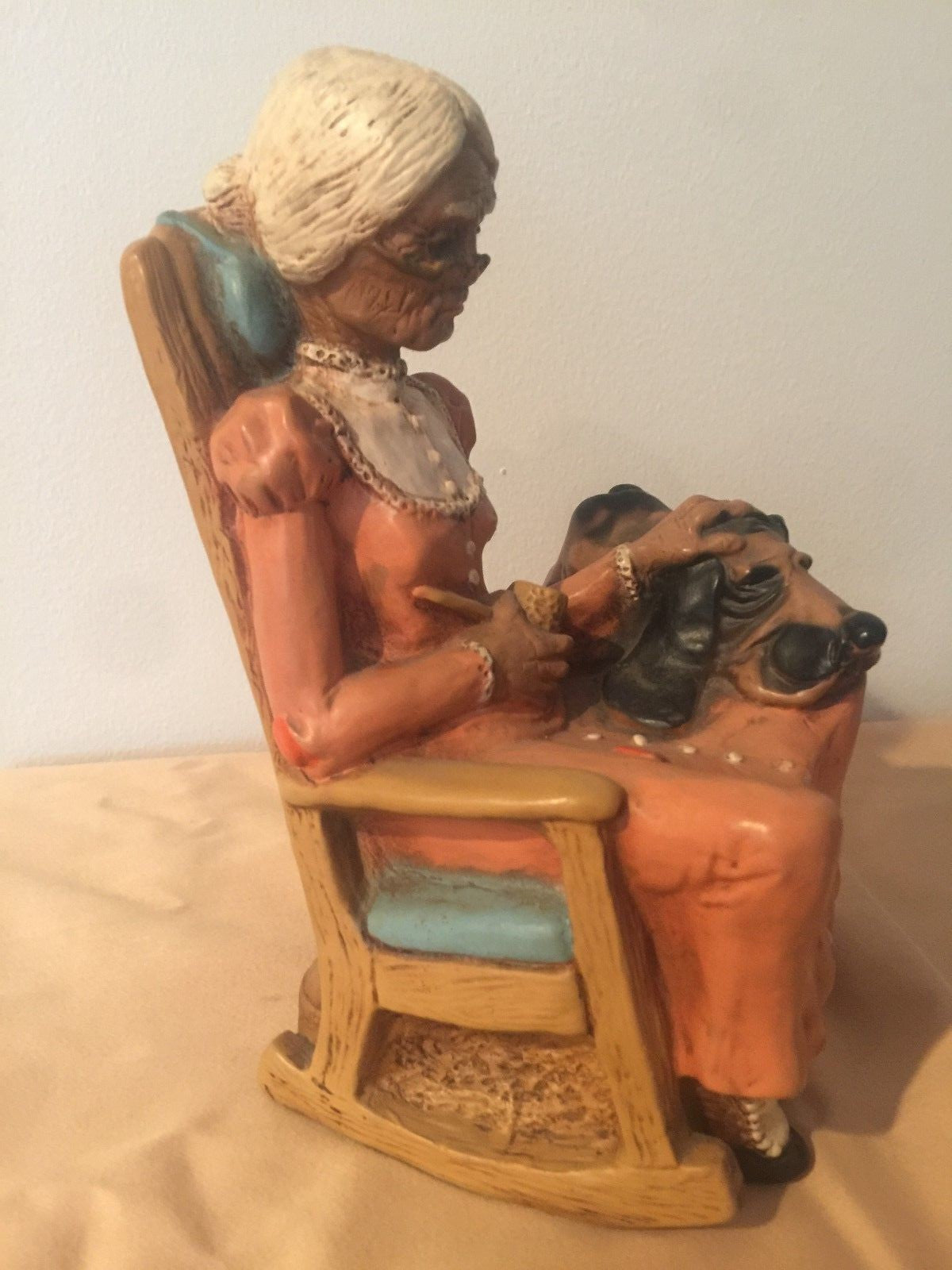 Vintage UNIVERSAL STATUARY 1979 Chalkware Ceramic Sculpture Grandma With Dog