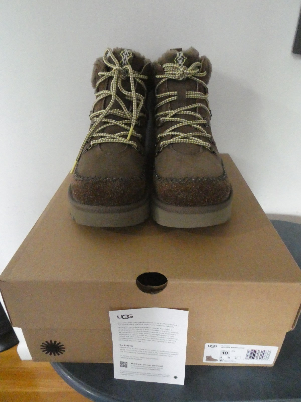 UGG Classic Alpine Lace-Up Boots Women's Size 10 Hickory Chestnut 1158271