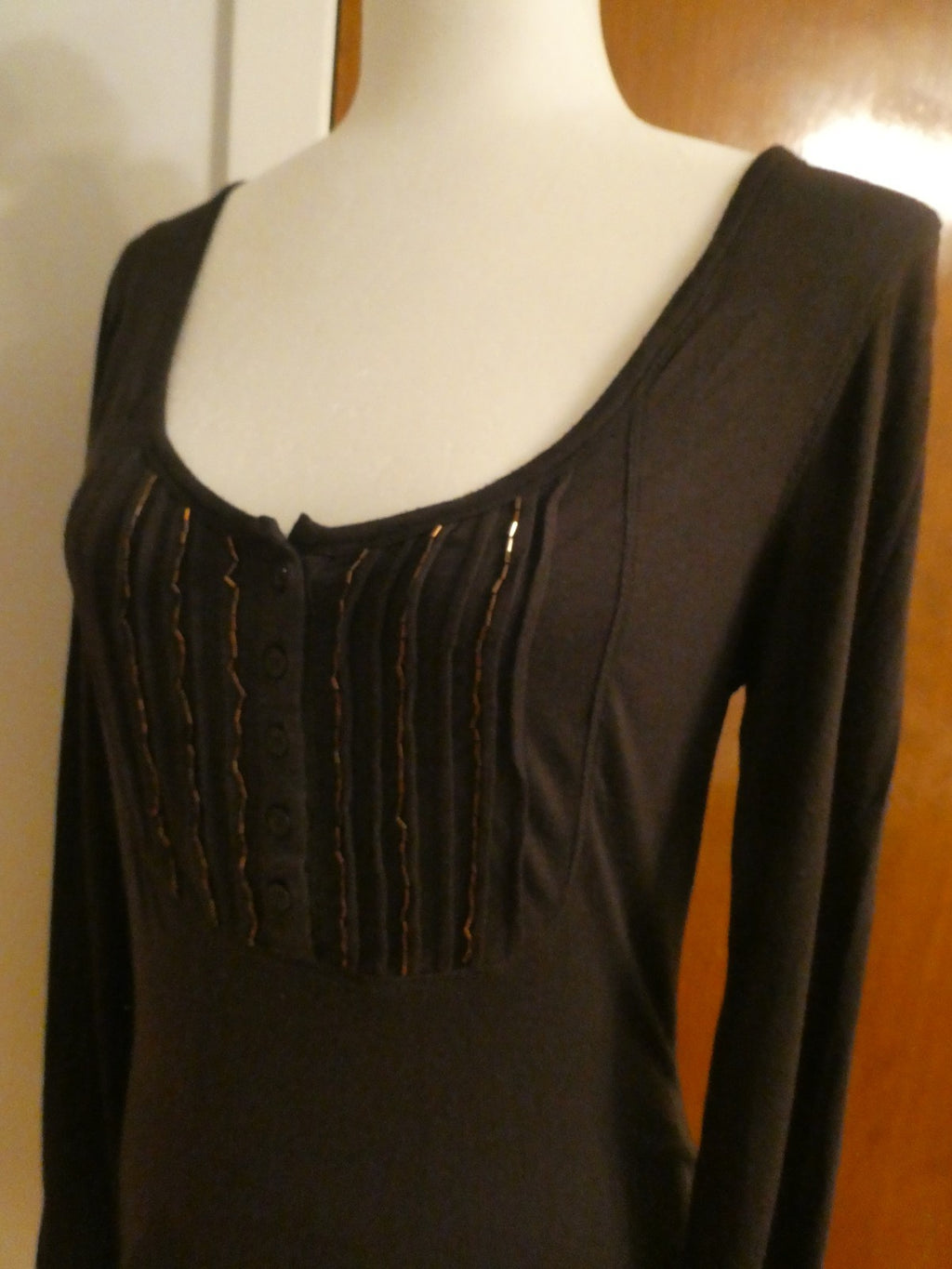 Michael Kors women brown rayon beads decorated top sz S/P (means regular Small)