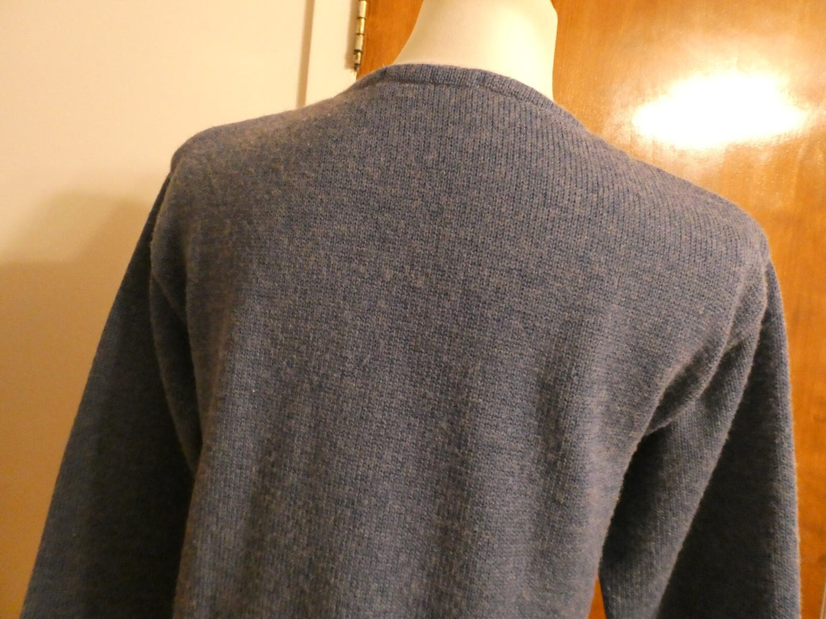 Aceka  women's dusty blue sweater size PM preowned