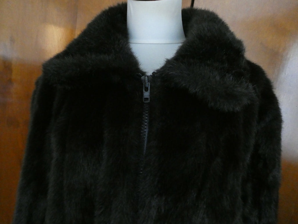 Olympia Limited INC Women's Faux Fur Coat Jacket Black Medium (Fits LARGE) USA