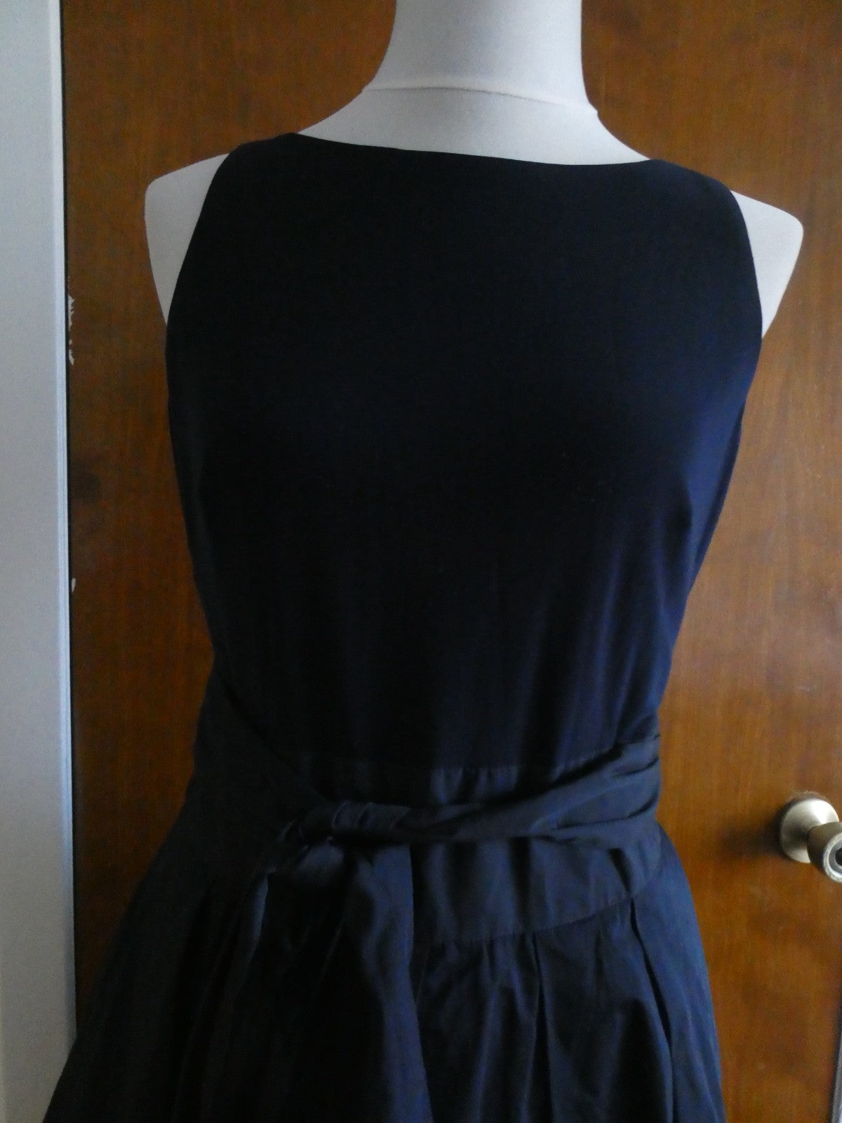 Lauren Ralph Lauren women’s navy pleated skirt detailed dress size 12 NEW