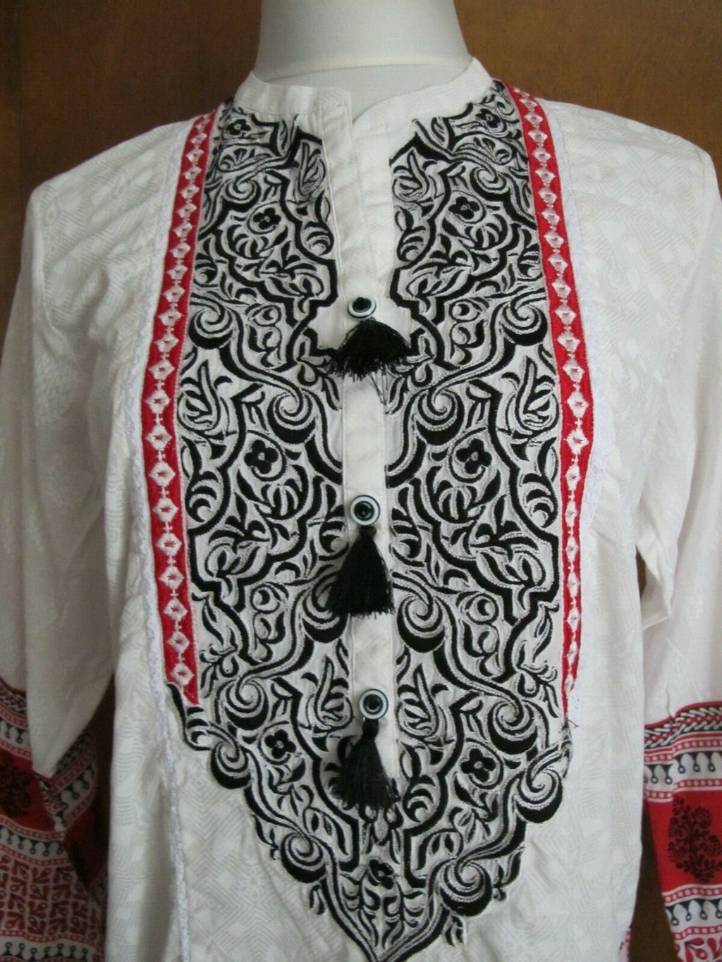 Lime Light Women’s White Embroidered  Cotton Tunic Top Or Swim Cover Large