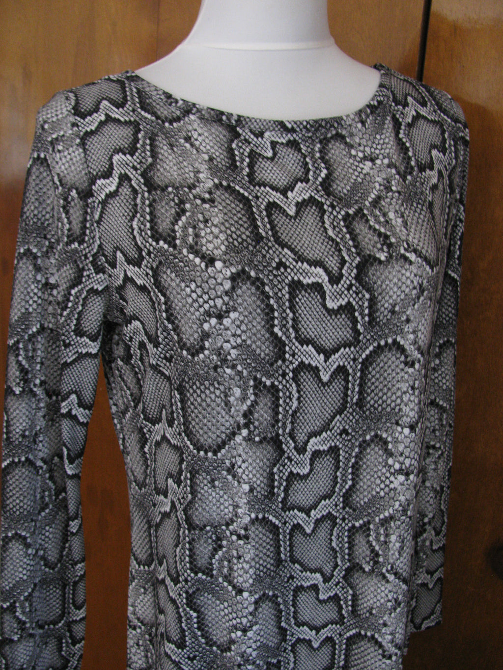 Michael Kors women’s snake print boat neck jersey shift long sleeves dress