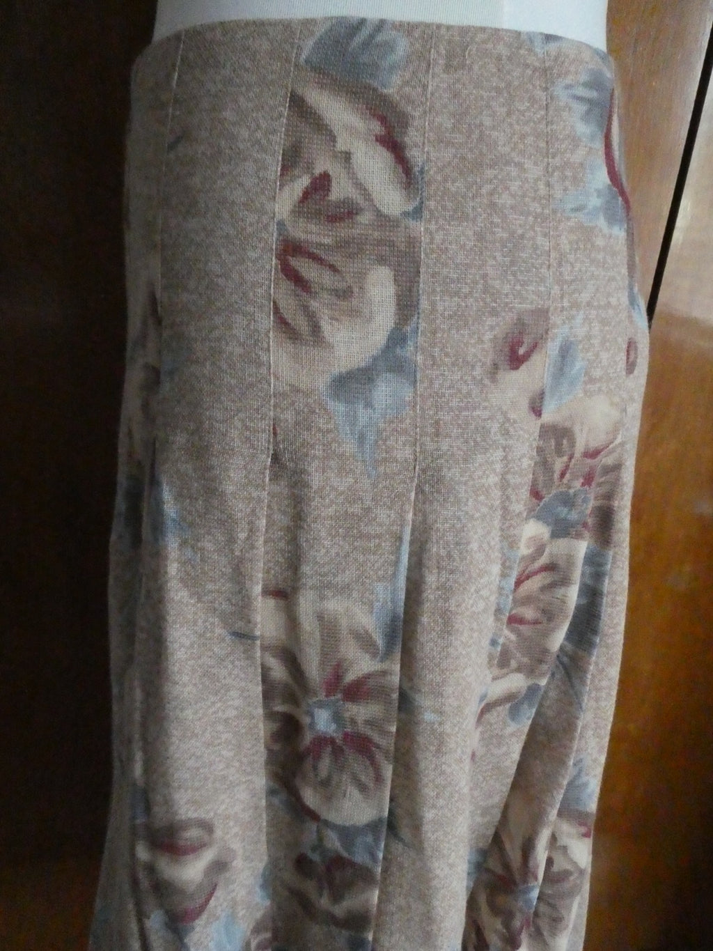 Jones New York Collection women's multicolor lined pleated skirt New