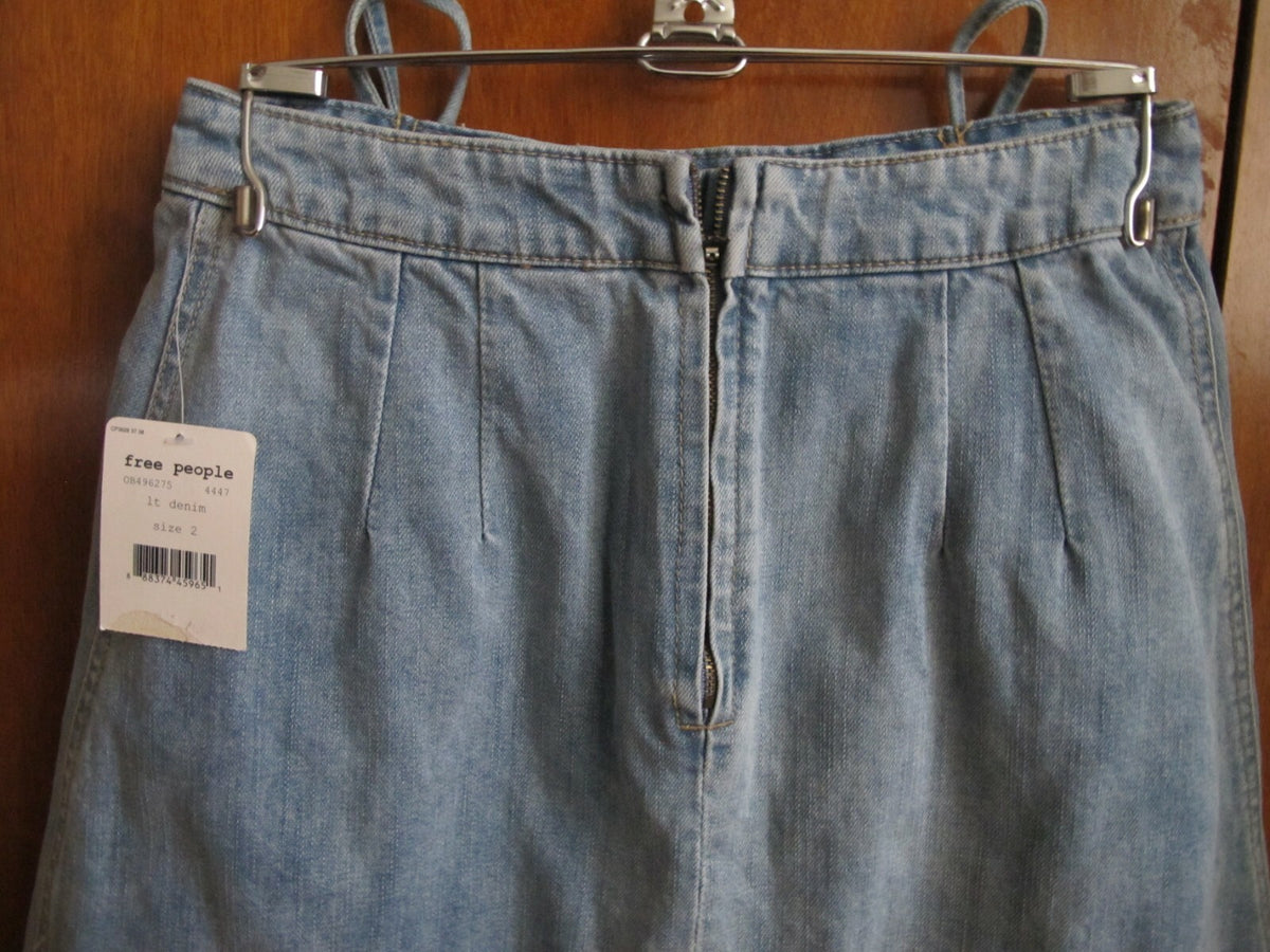 Free People Women’s Denim Detailed Blue Skirt Size 2