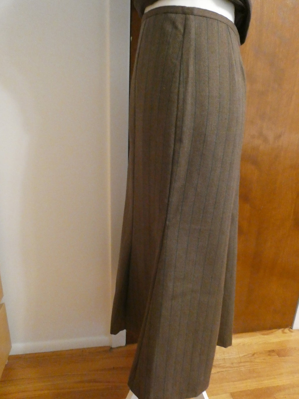 Harve Benard Women Brown Midi A Line 100% Wool/Lana Skirt 12 Made in Ukraine