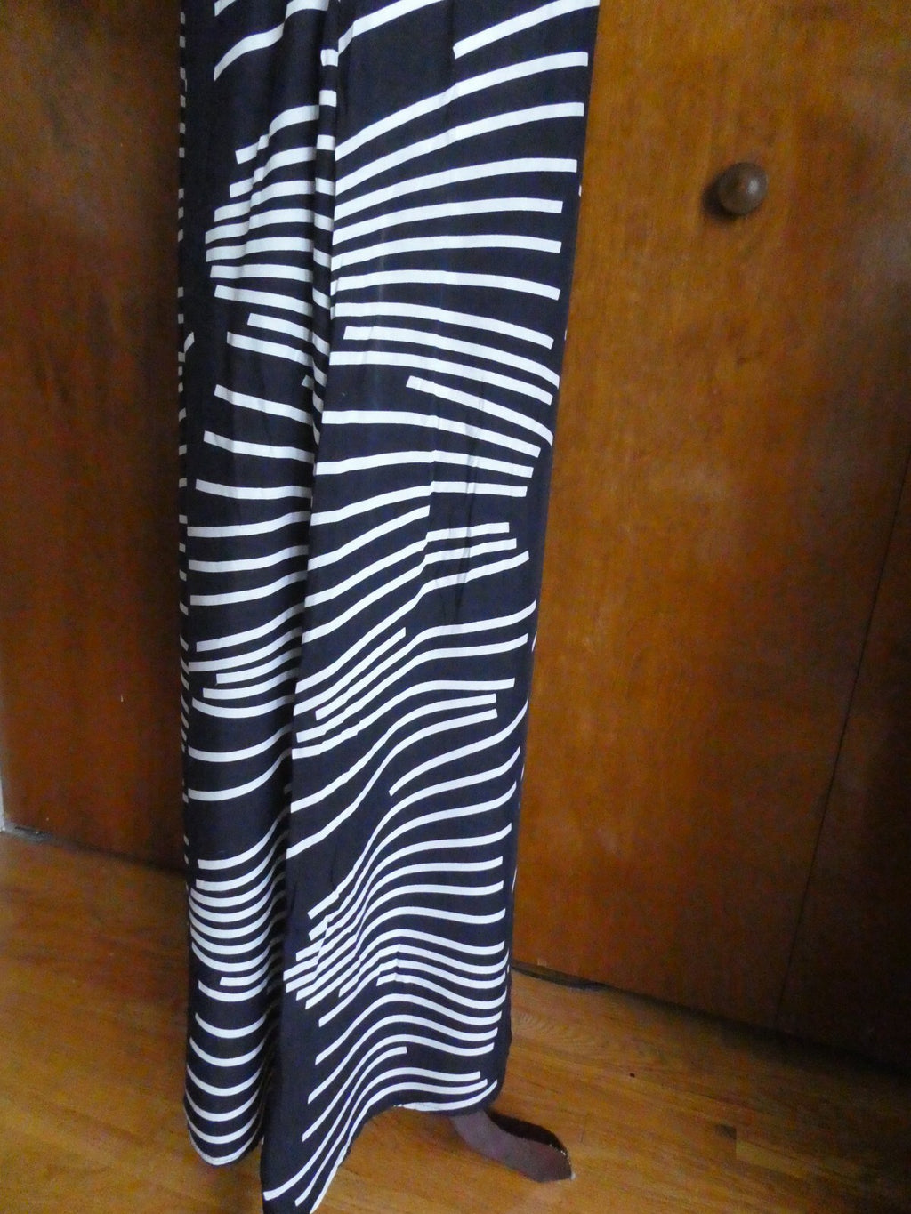 J.Stars Sexy Maxi Dress Off The Shoulders Ruffles Multi-Color Navy/White L/XL