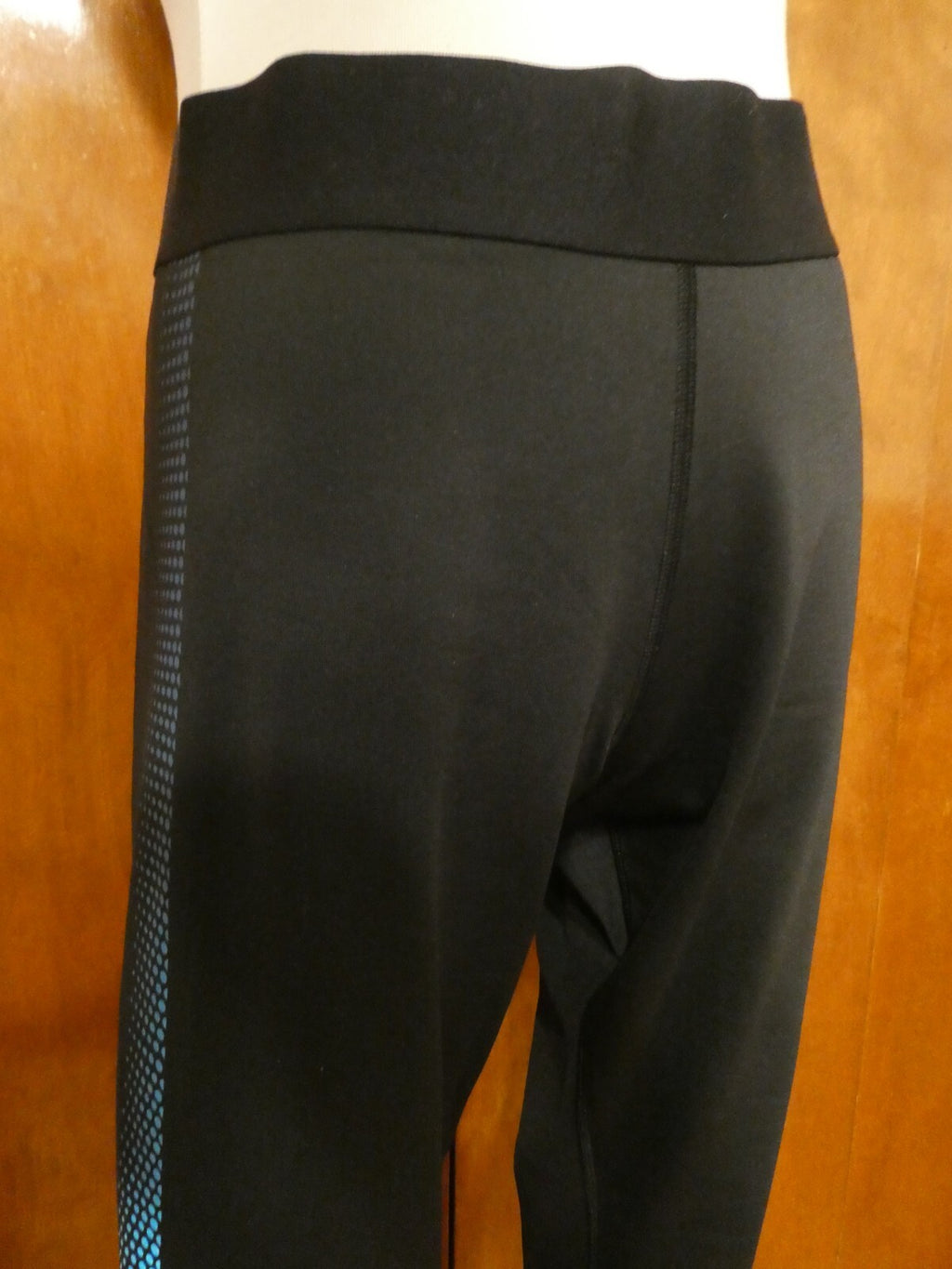 GapFit Capri Women’s Active Regular Rice Leggings Black/Blue Xlarge