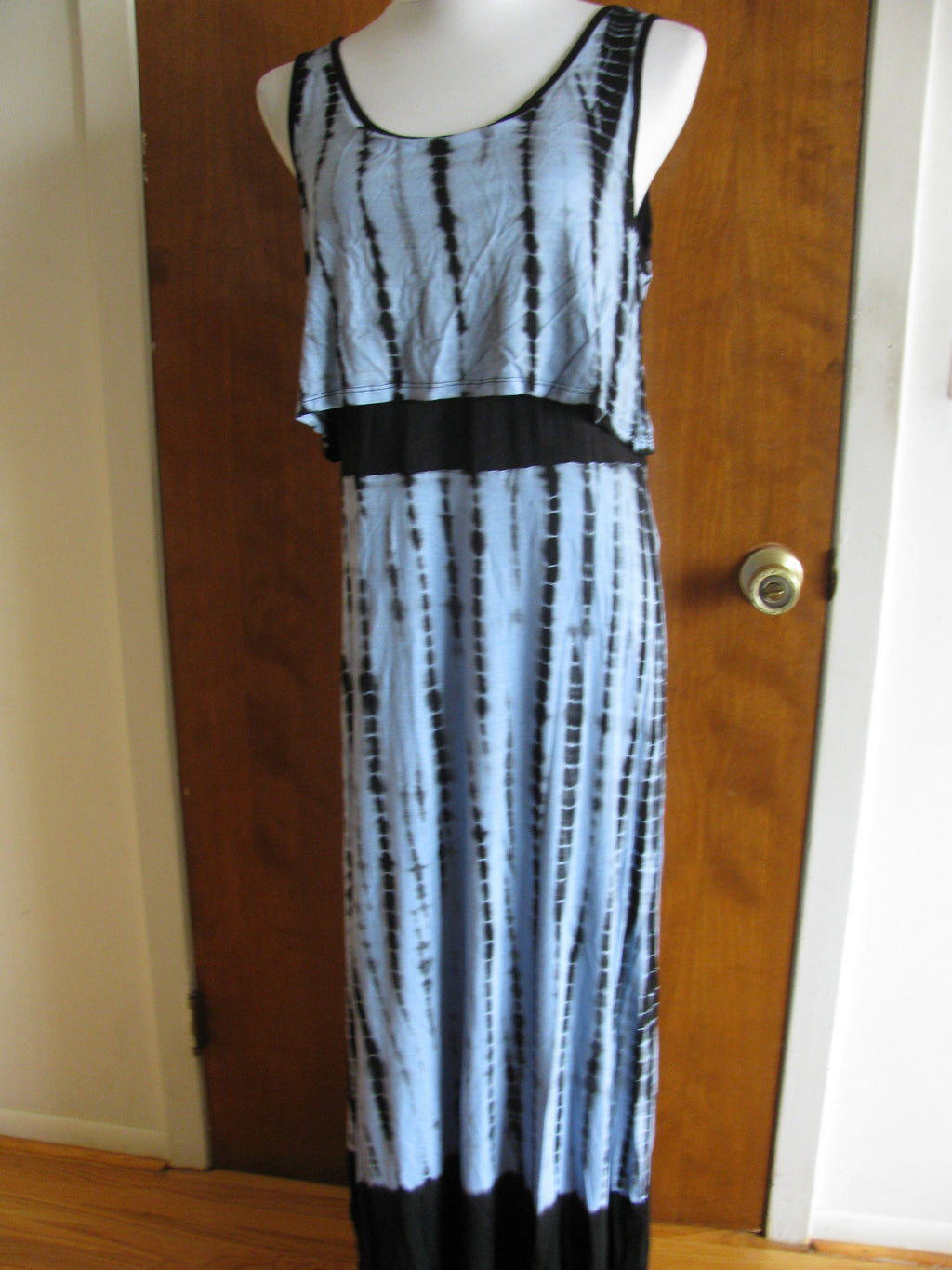 Kensie Women’s Viscose Dip Dye Maxi Dress New