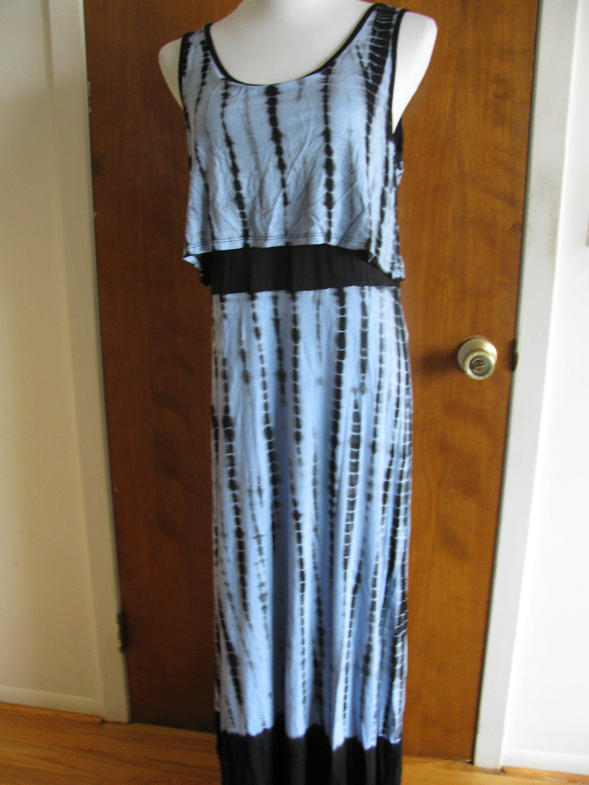 Kensie Women’s Viscose Dip Dye Maxi Dress New