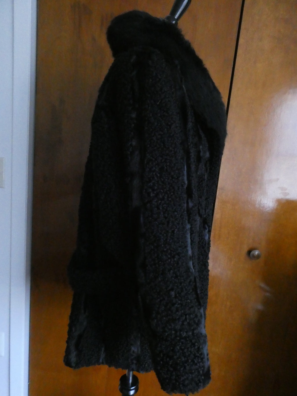 Genuine Karakul Persian Lamb Fur Coat Women’s Black Fur Collar Made in Moldova M