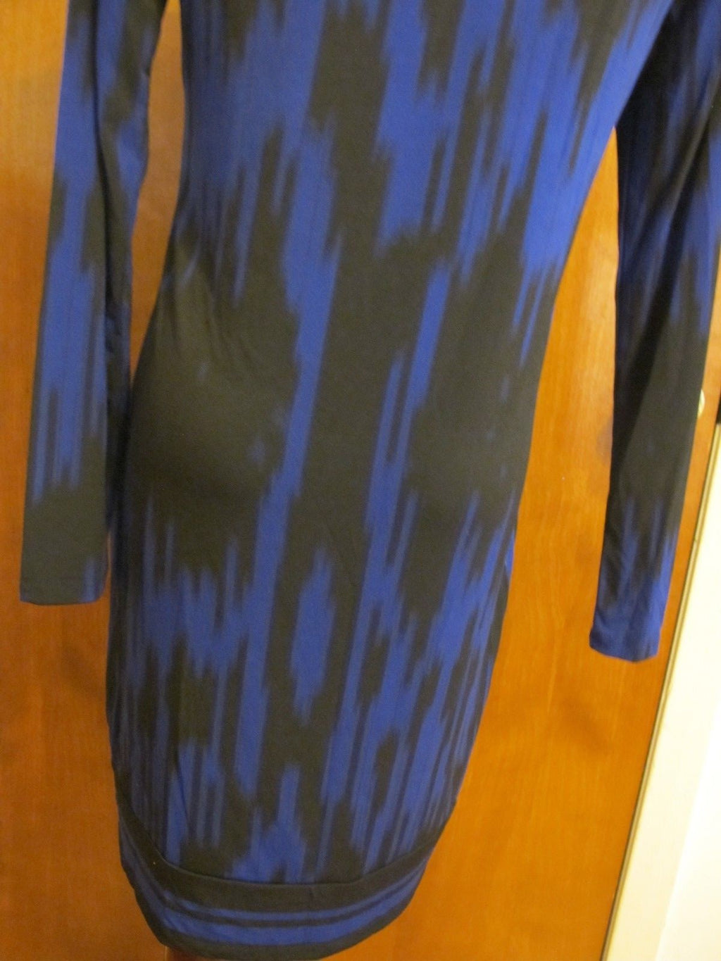 Michael Kors women’s black blue boat neck jersey shift long sleeve dress Medium