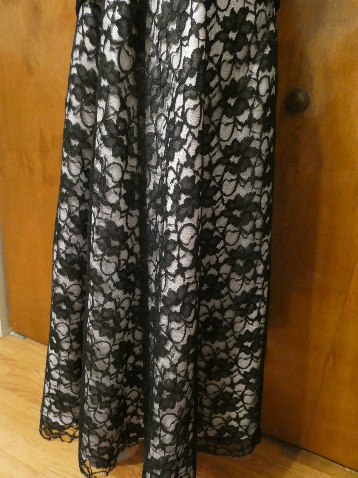 Unbranded Women's Black Pink Fringe-Textured Sheer Lined Evening Skirt Size M