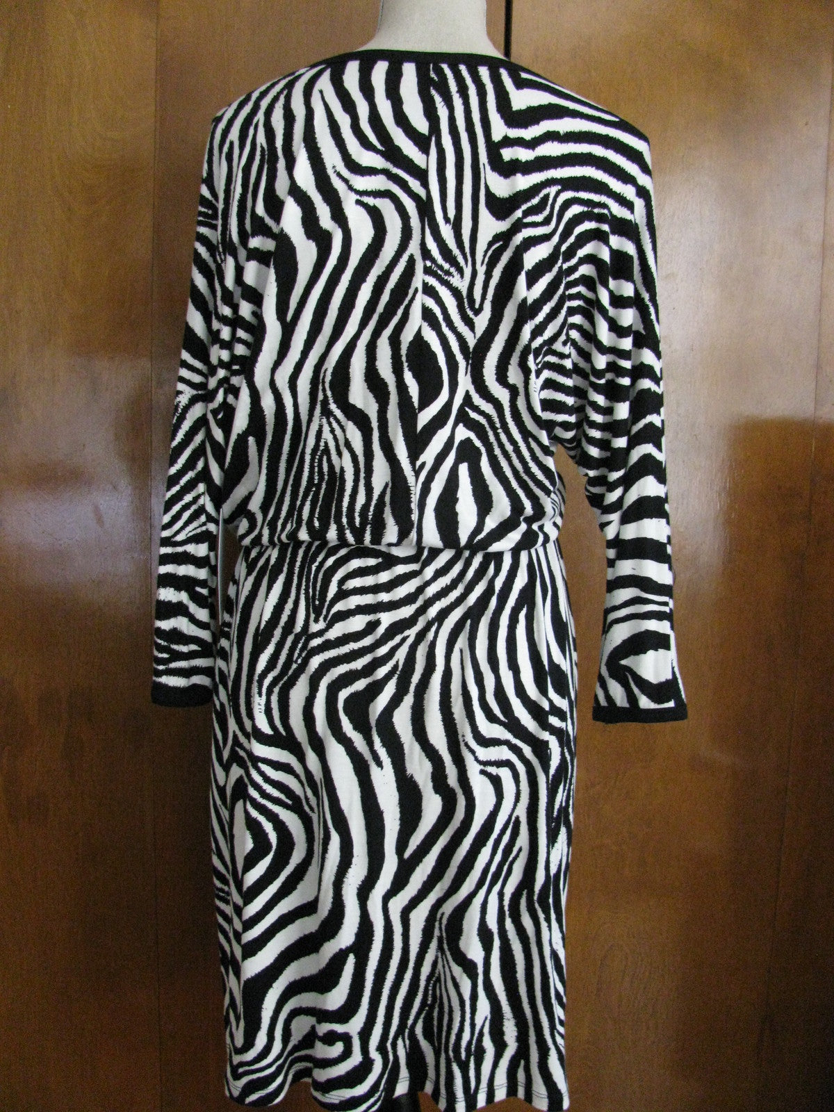 Karen Kane Sweet Dream women's black white zebra wrap dress 