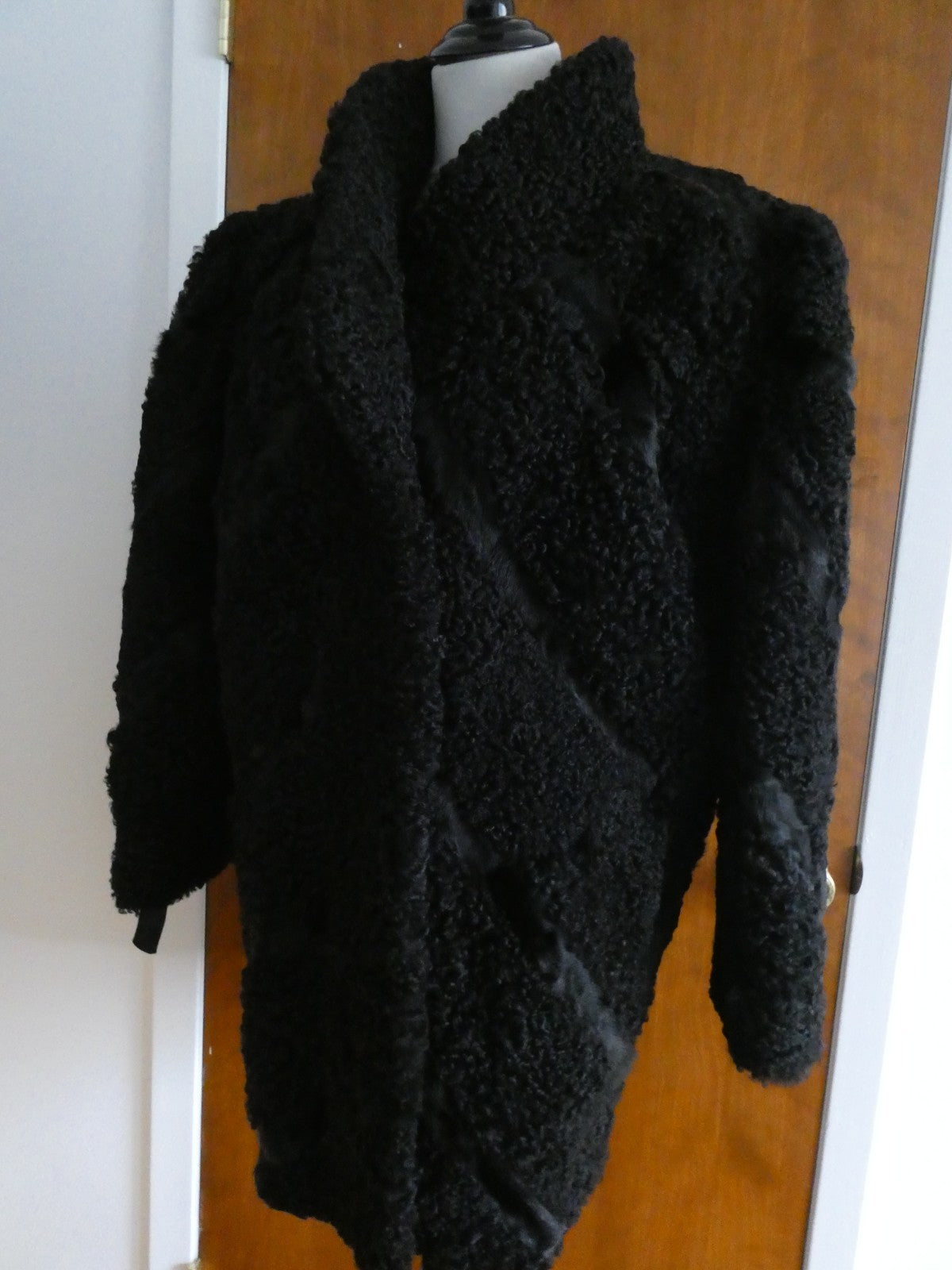 Genuine Fur Karakul Women’s Black Persian Lamb Coat Size Large Made in Moldova