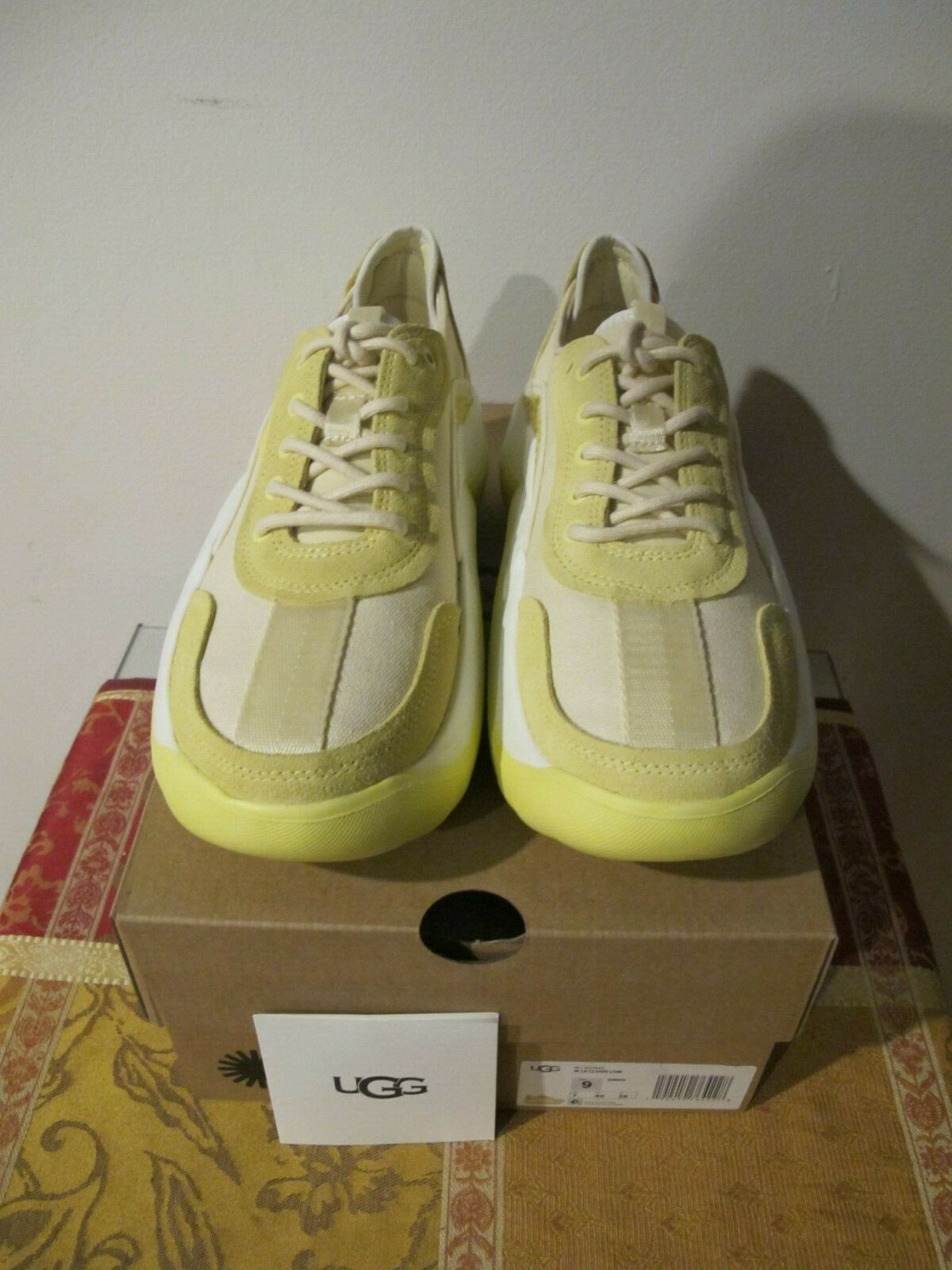 Ugg Australia La Cloud Low Women Slip On Sneaker Shoes yellow white 1107945 sz 9