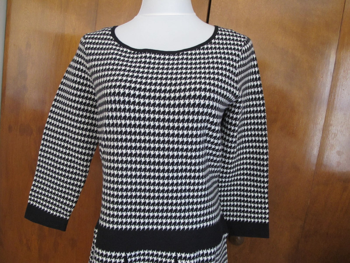 Lauren Ralph Lauren women’s black white fit and flare NWT dress size Large