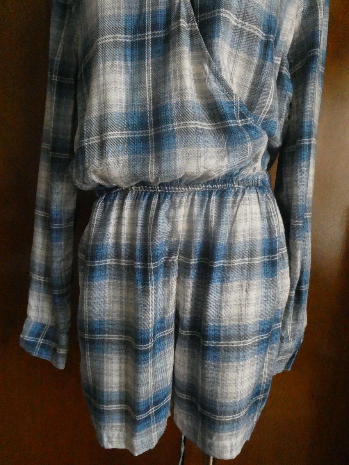 Gap Women’s Long Sleeve Blue Plaid Flannel Romper Wrap Front 