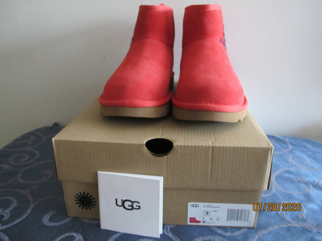 Ugg Australia women’s red classic mini ankle boots 7