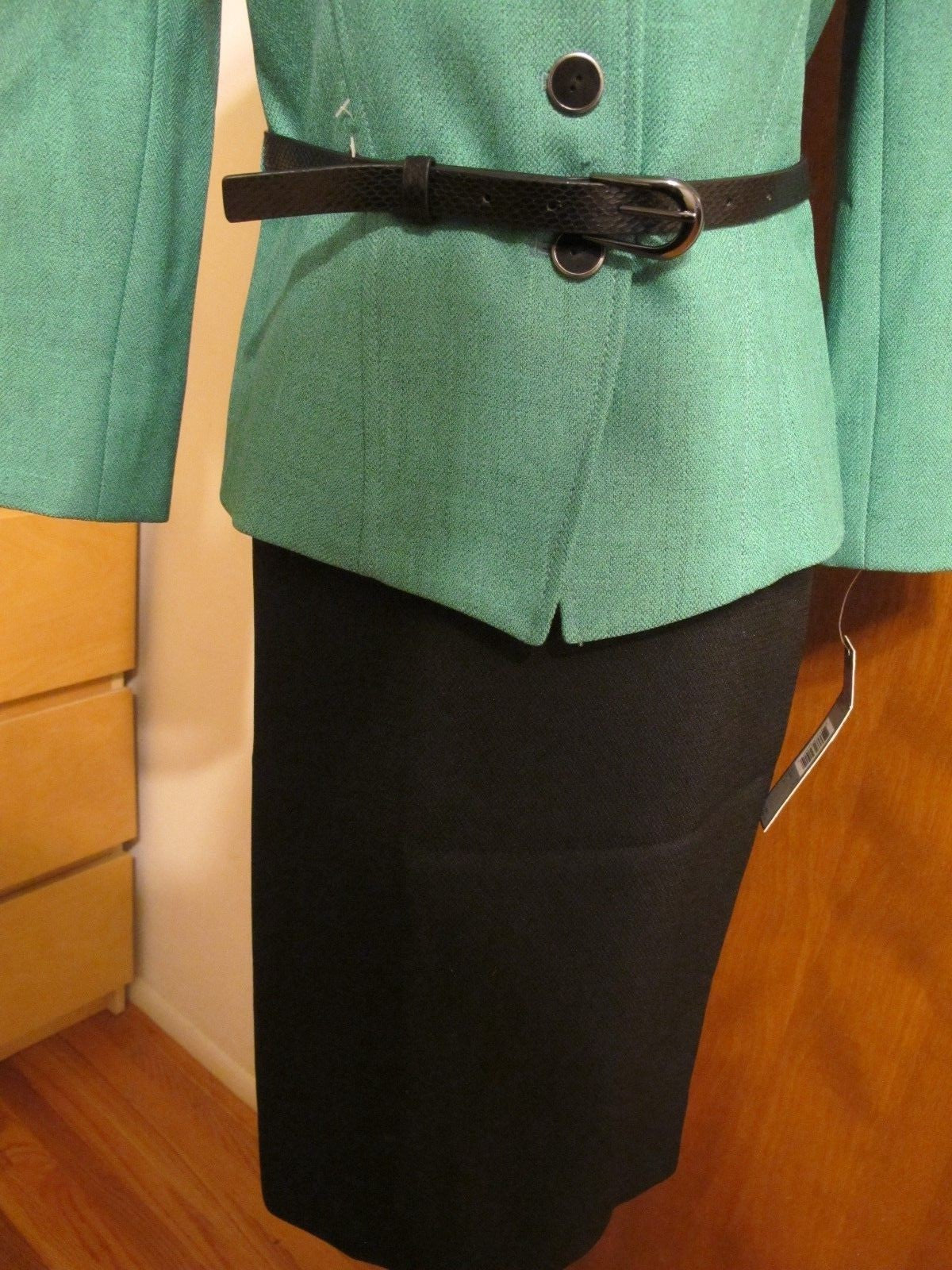 Tahari Asl Women’s green black 2 Piece Skirt Suit Size 6 new
