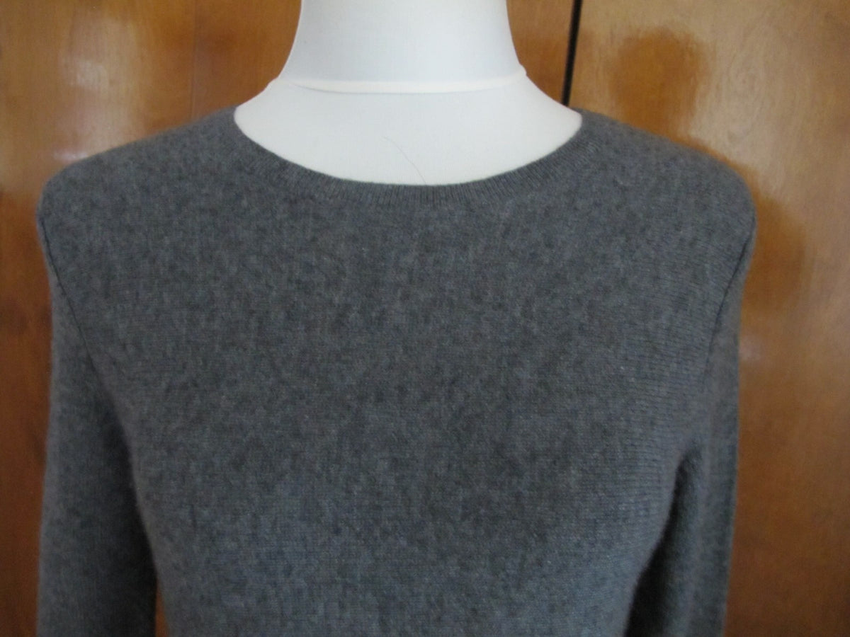 Aqua Women's Gray Black Cashmere Fringe Crewneck Pullover Small NWT