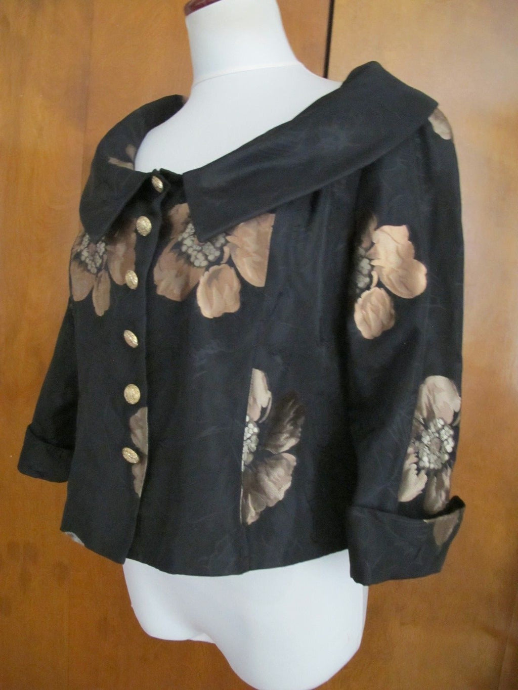Juliana women’s black 6 button lined evening blazer jacket size 8 pre-owned