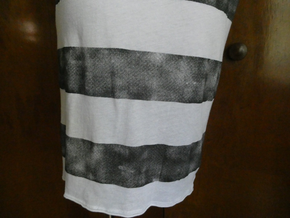 Link women’s short sleeves soft 100% cotton striped long top size large