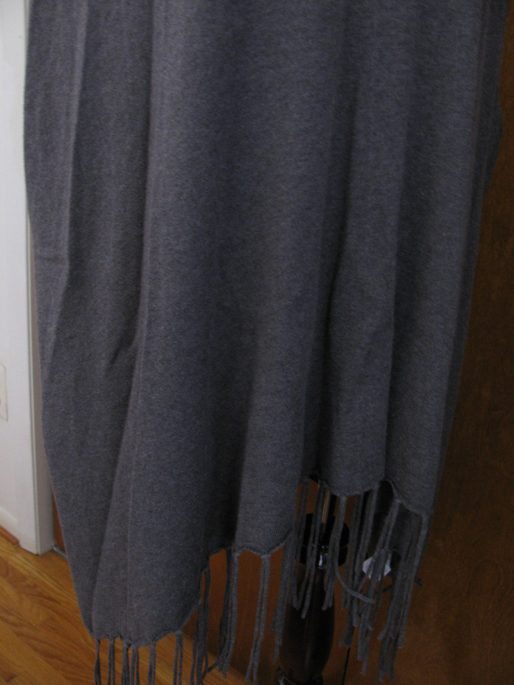 Michael Kors Women’s Derby Gray V-Neck Poncho L/XL 