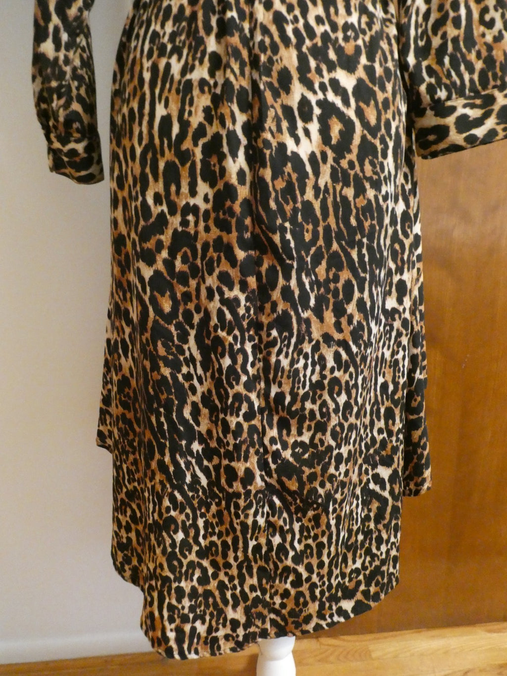 Truly 4 You Women Leopard Print Asymmetrical Hem Dress Long Sleeve Small (fit M)