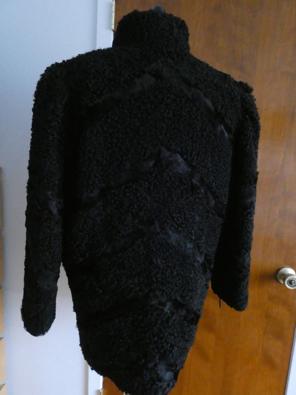 Genuine Fur Karakul Women’s Black Persian Lamb Coat Size Large Made in Moldova