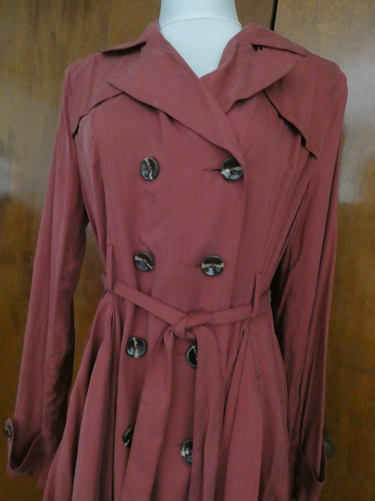 Anthropologie dRA Los Angeles Wine/Bord Trench Coat Size Large