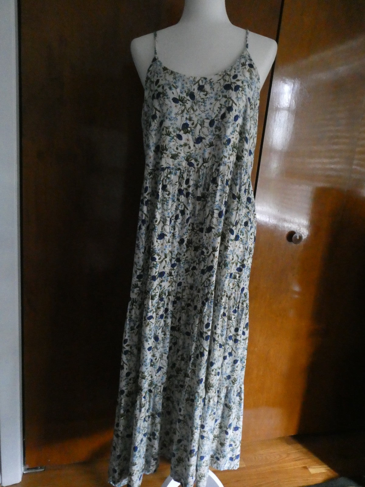 Primark Cares Floral Maxi Dress Size 8 Blue White 100% Viscose Spaghetti Strap
