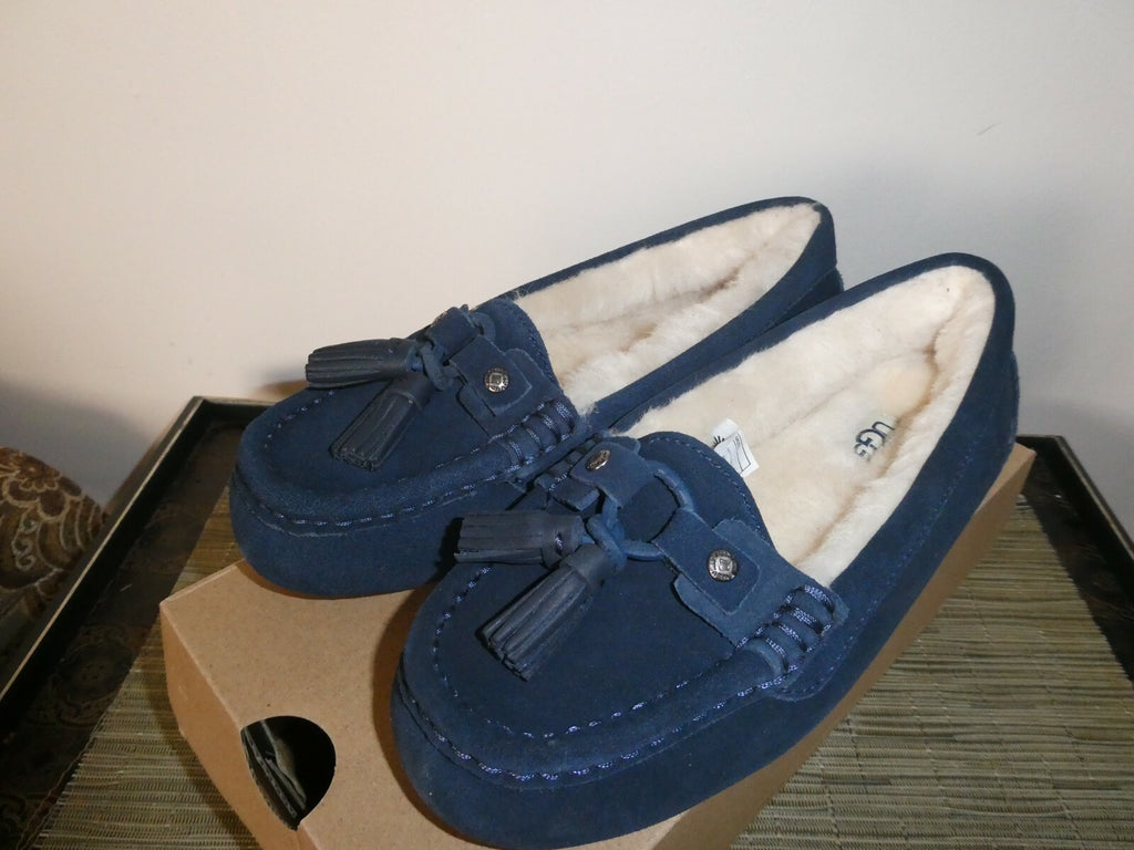 UGG Litney Women’s Suede Navy Slipper For Outdoor/Indoor Use US 5 Style# 1116030