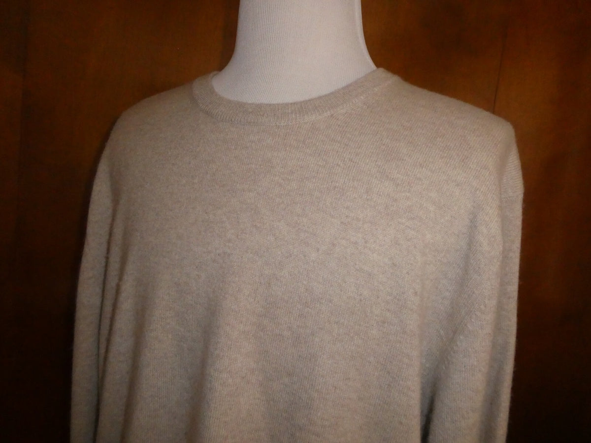 Bloomingdale's men's oatmeal cashmere crewneck sweater size XXL