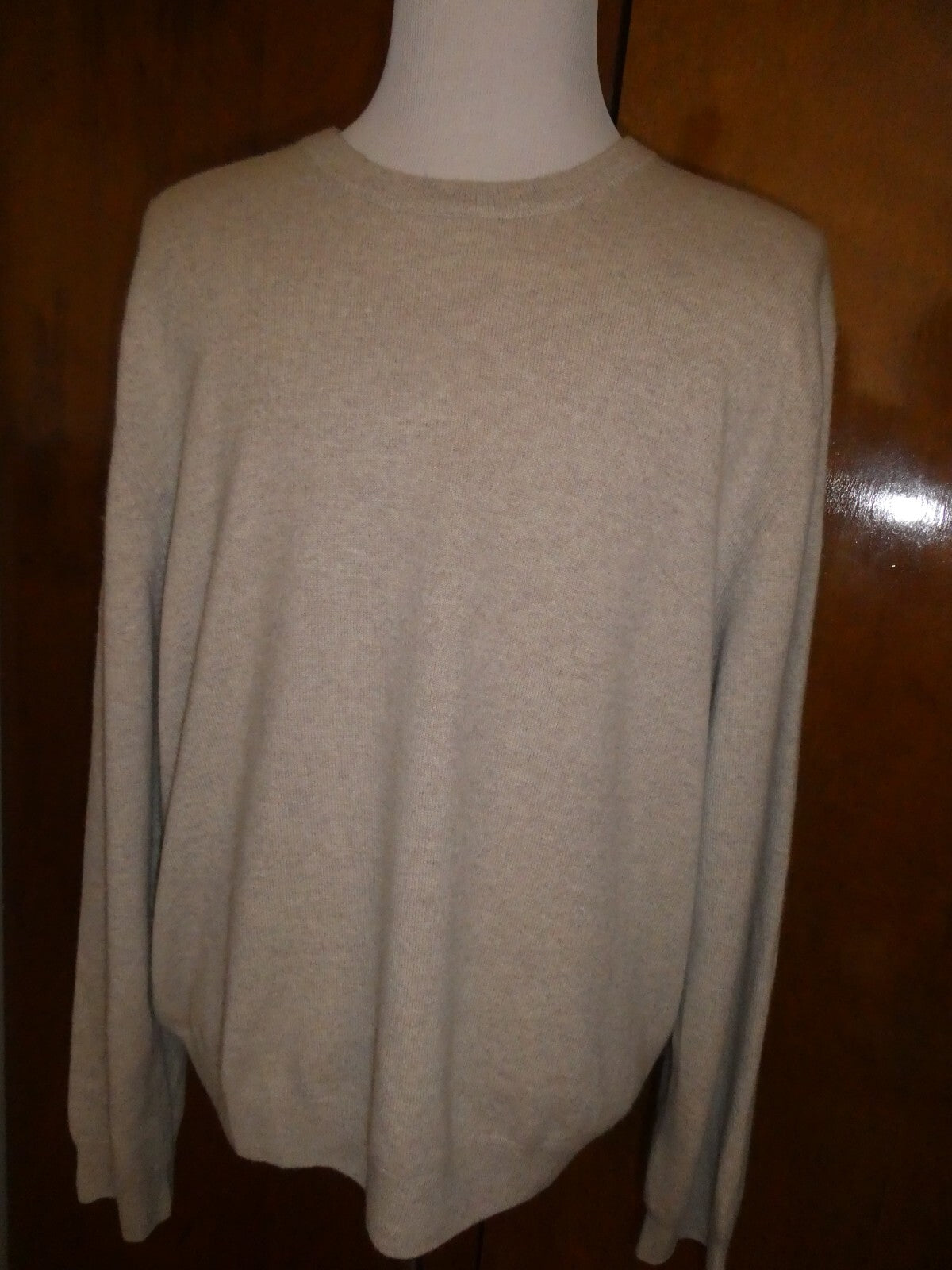 Bloomingdale's men's oatmeal cashmere crewneck sweater size XXL