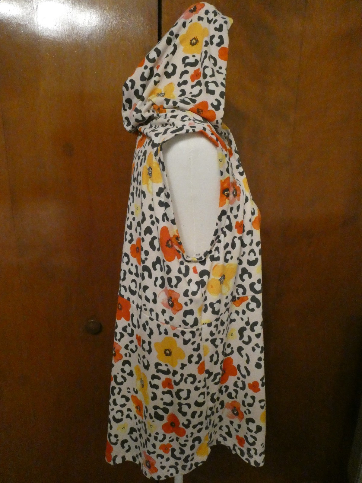 LuLaRoe Hooded Floral Top Size Large
