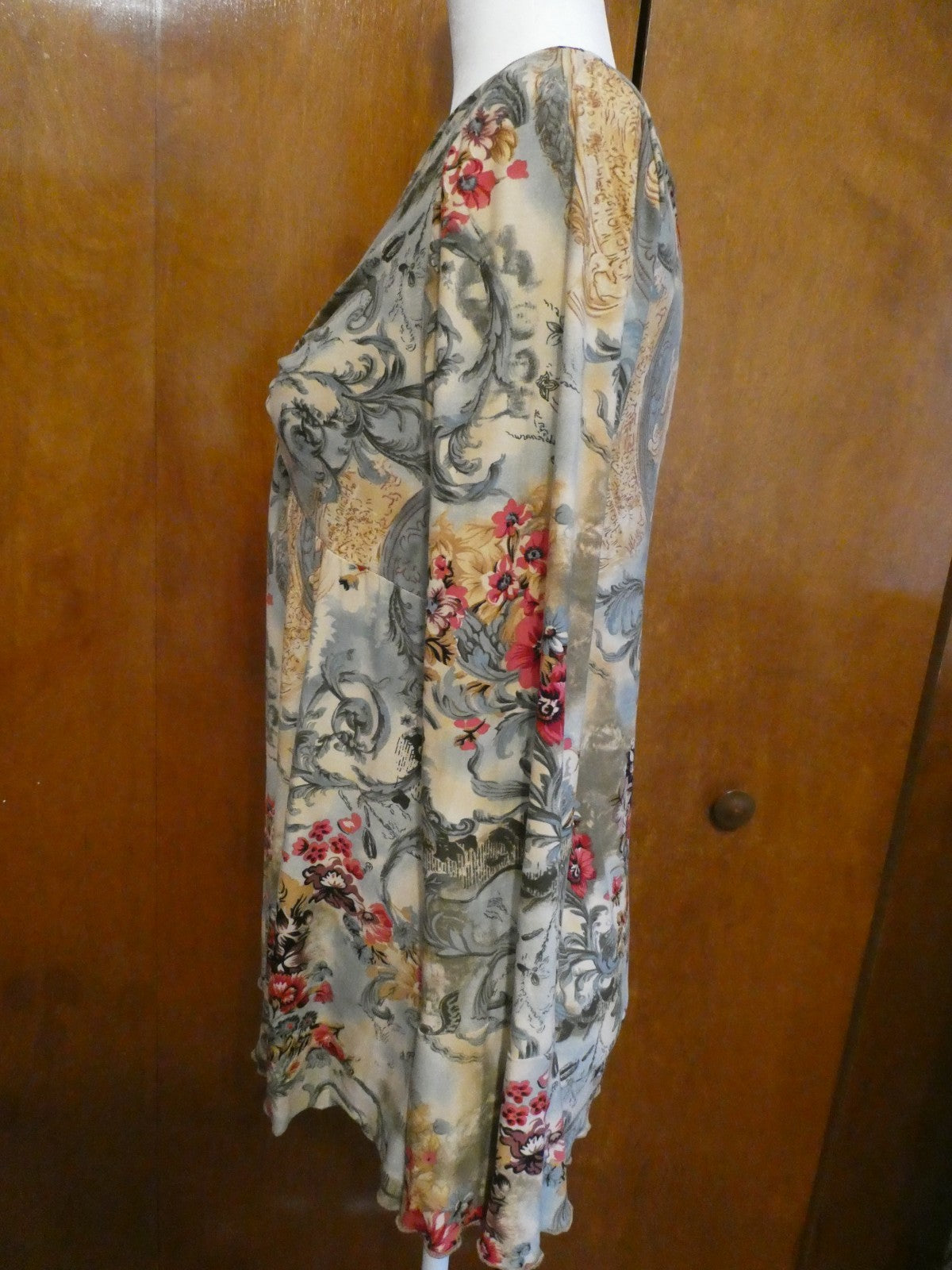 Motherhood Maternity Floral Twist Front Top Size Large Boho Long Sleeve Blouse