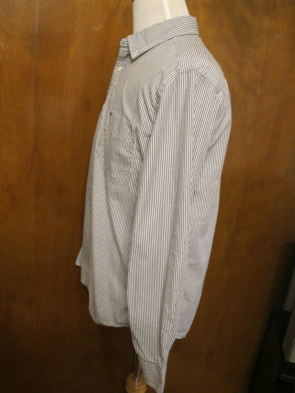 Tommy Hilfiger Striped Men's Long Sleeve Button-up Shirt Size Large