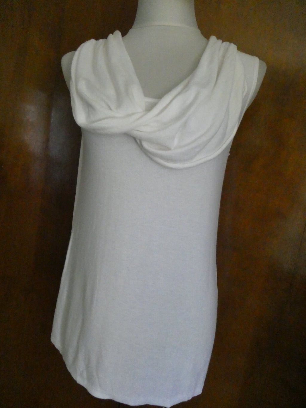 ONE 7 SIX women's white viscose cotton detailed top Large