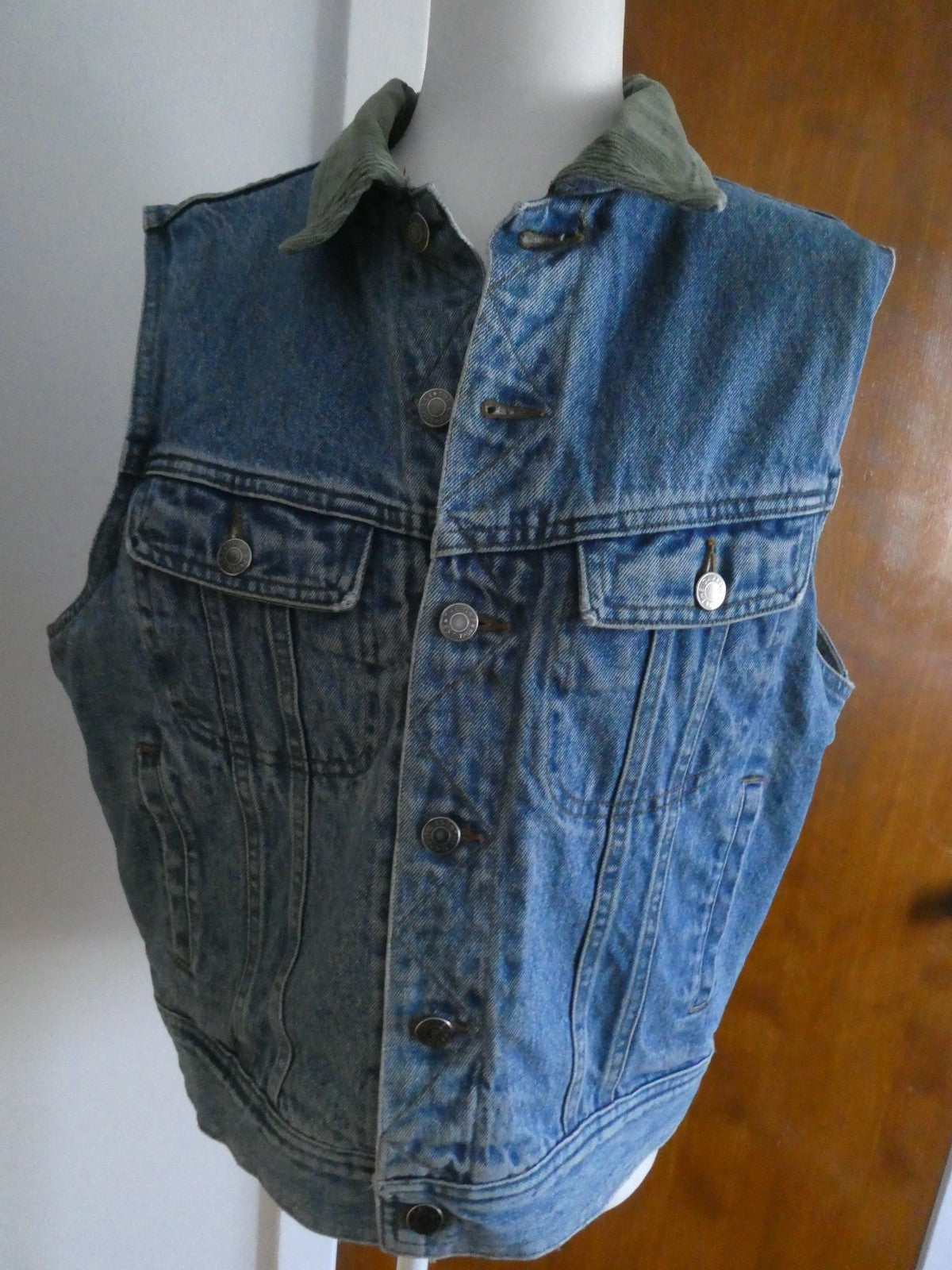 Ventura Denim Vest Cotton Quilted Lined Blue Jean Trucker Style Vintage Medium