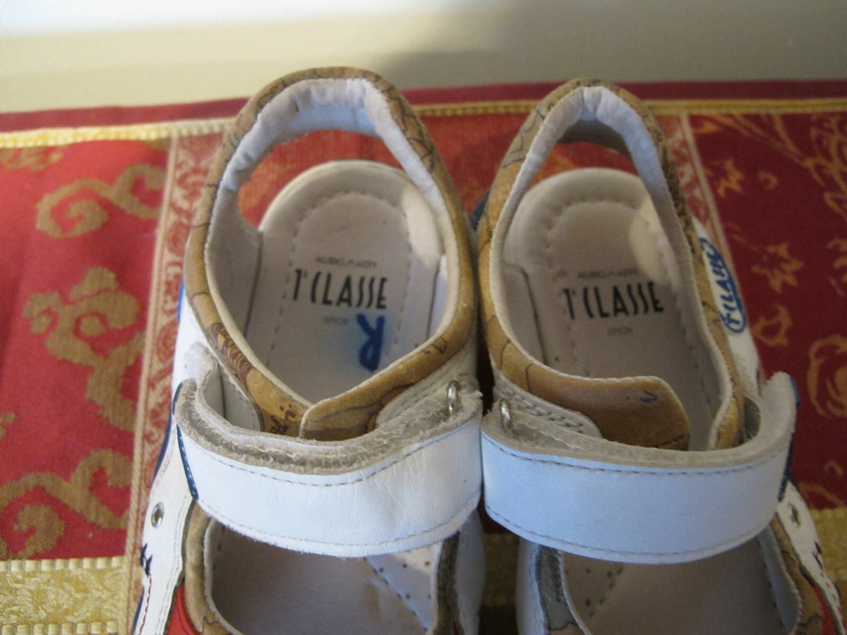 Alviero martini kids girl white sandal shoes size 33 US 1.5-2